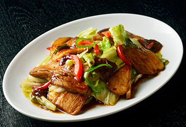 回鍋肉(ホイコーロー)　(小)860円(大)1,200円
